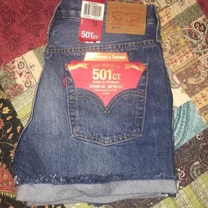 Brand new with tags levi cut offs button fly